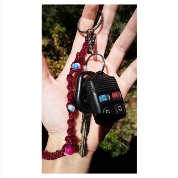 Macrame Galaxy Keychains - Picture 5 of 8